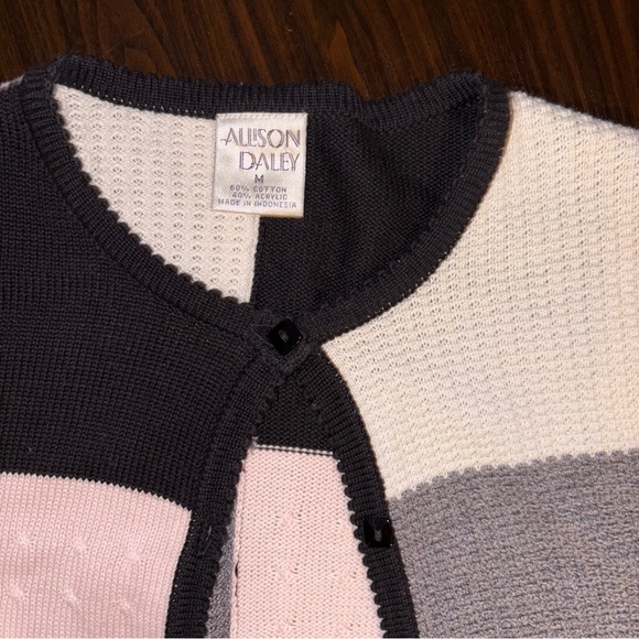 Checkered Black and Pink Cardigan Sweater - Picture 4 of 4